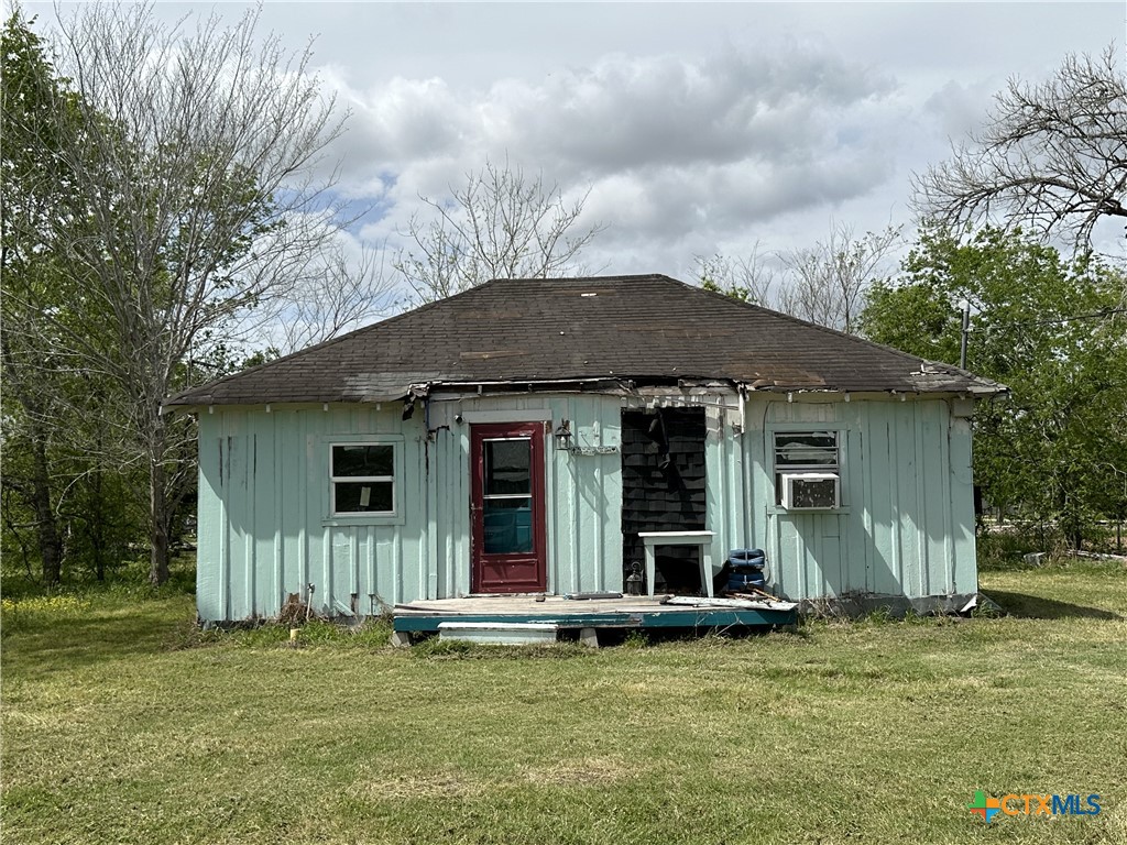 808 1st Street Property Photo