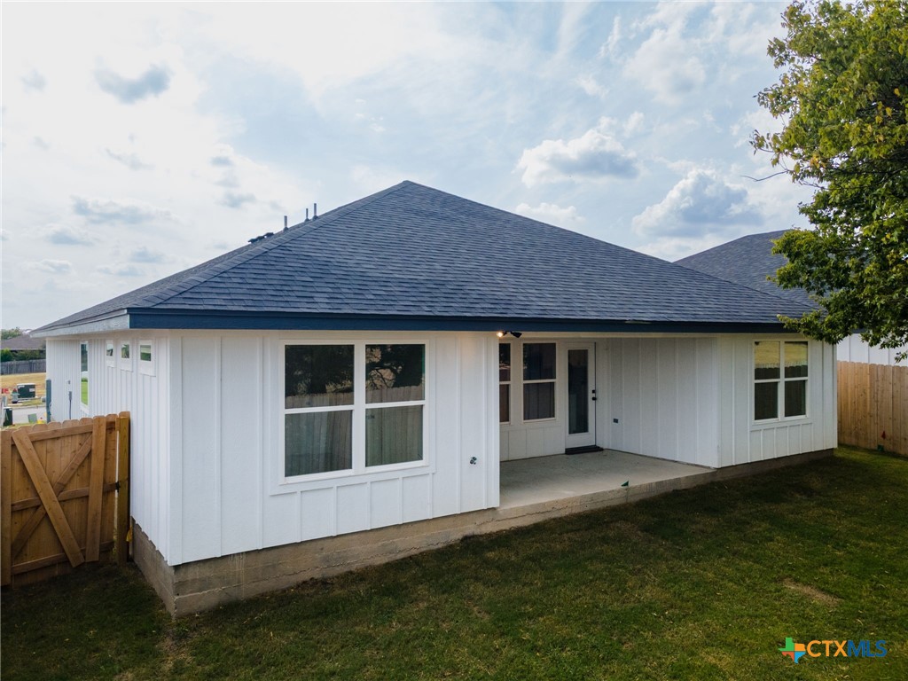 2119 Blackhawk Loop Property Photo 23