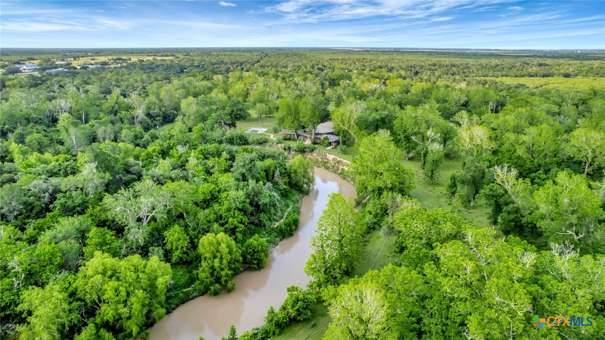 000 San Antonio River Road Property Photo 1