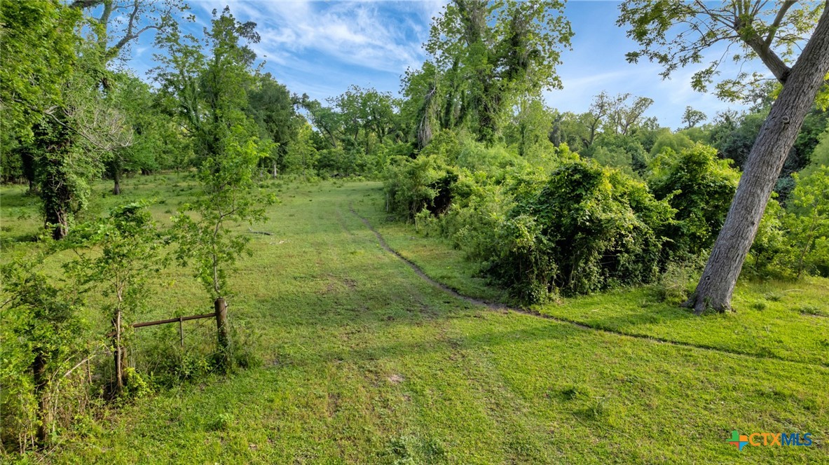 000 San Antonio River Road Property Photo 14