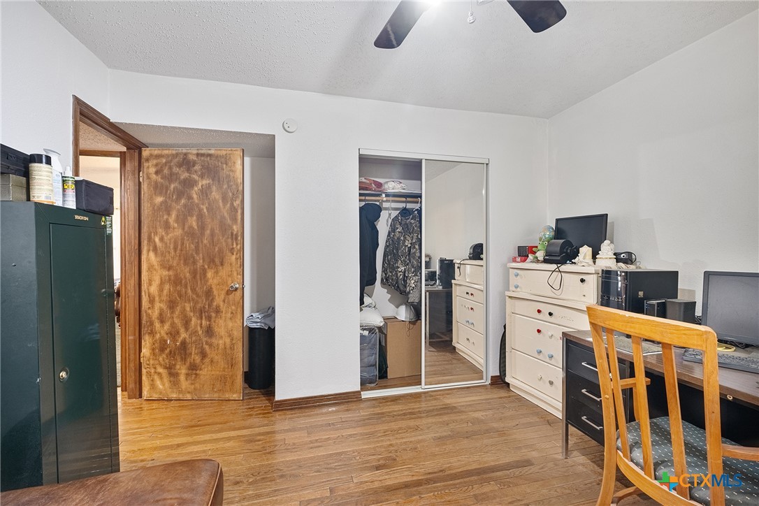 135 University Drive Property Photo 10