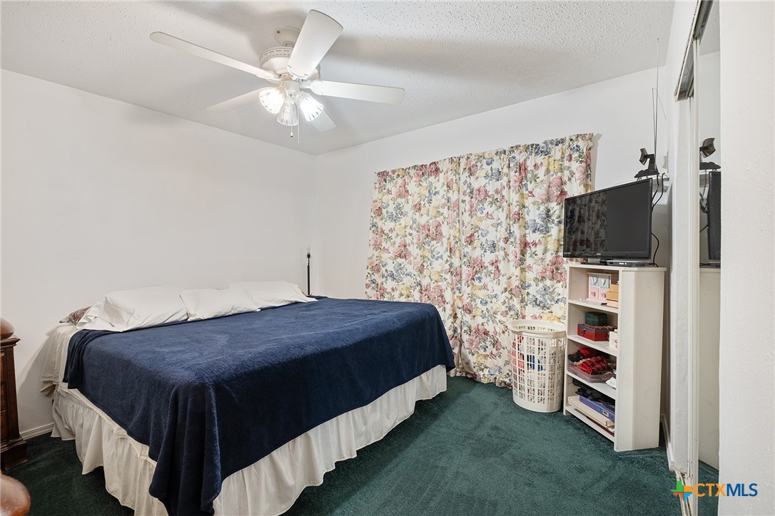 135 University Drive Property Photo 16