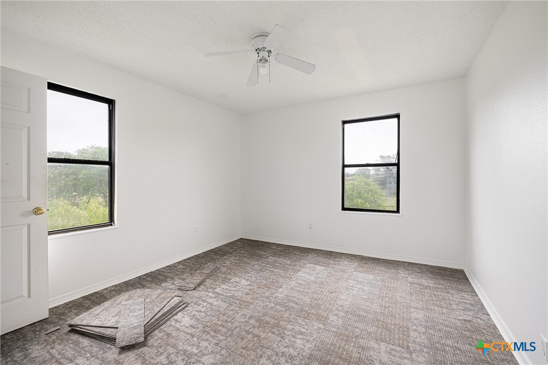 135 University Drive Property Photo 30