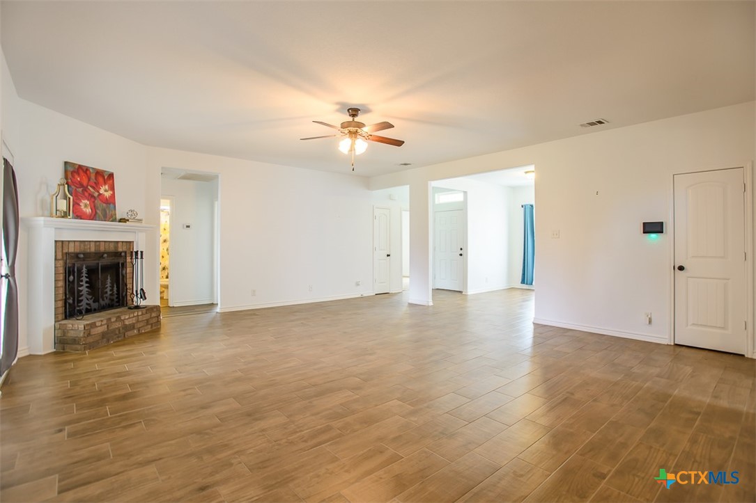 7202 Bose Ikard Drive Property Photo 7