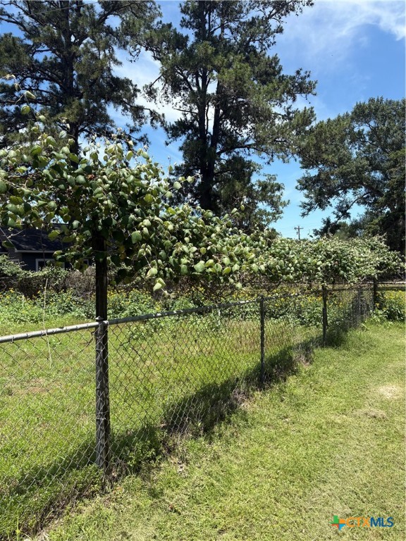 104 Crooked Creek Drive Property Photo 7