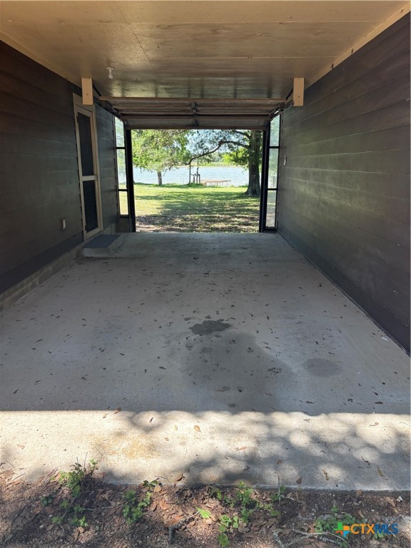 104 Crooked Creek Drive Property Photo 11