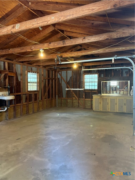 104 Crooked Creek Drive Property Photo 14