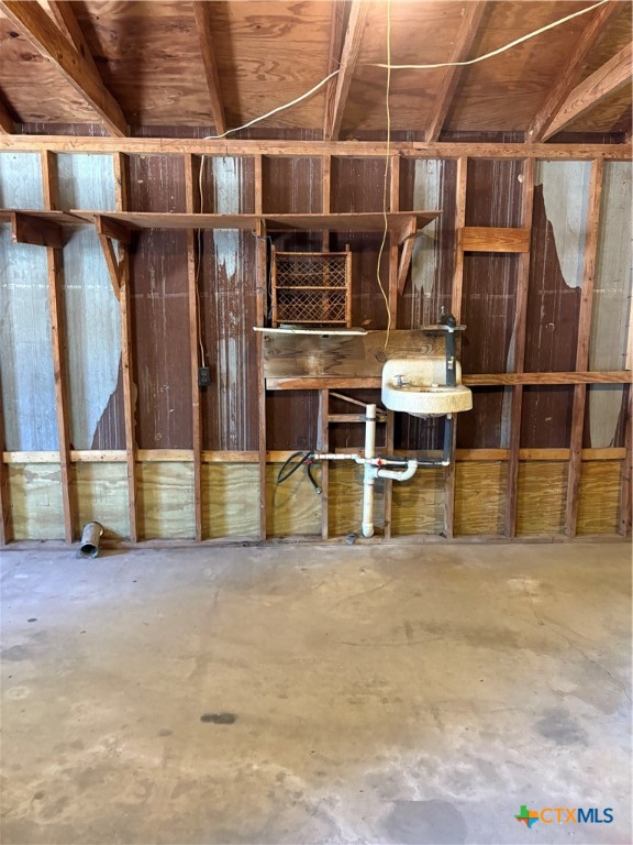 104 Crooked Creek Drive Property Photo 15
