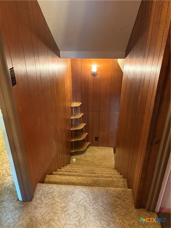 104 Crooked Creek Drive Property Photo 35