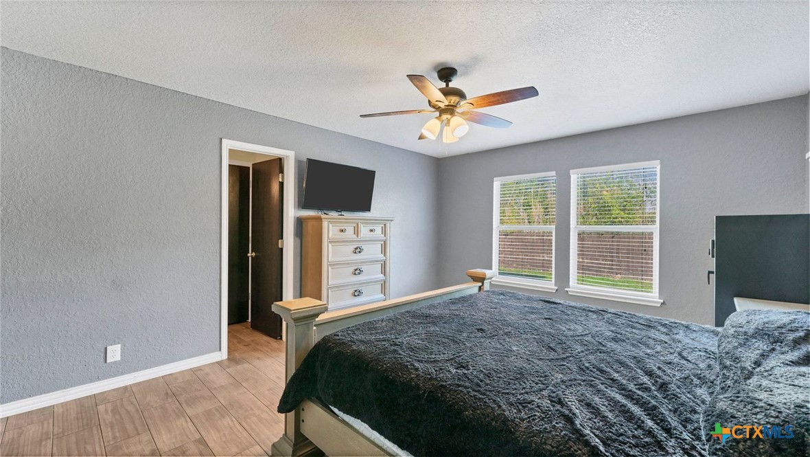 1131 Stone Trail Property Photo 13