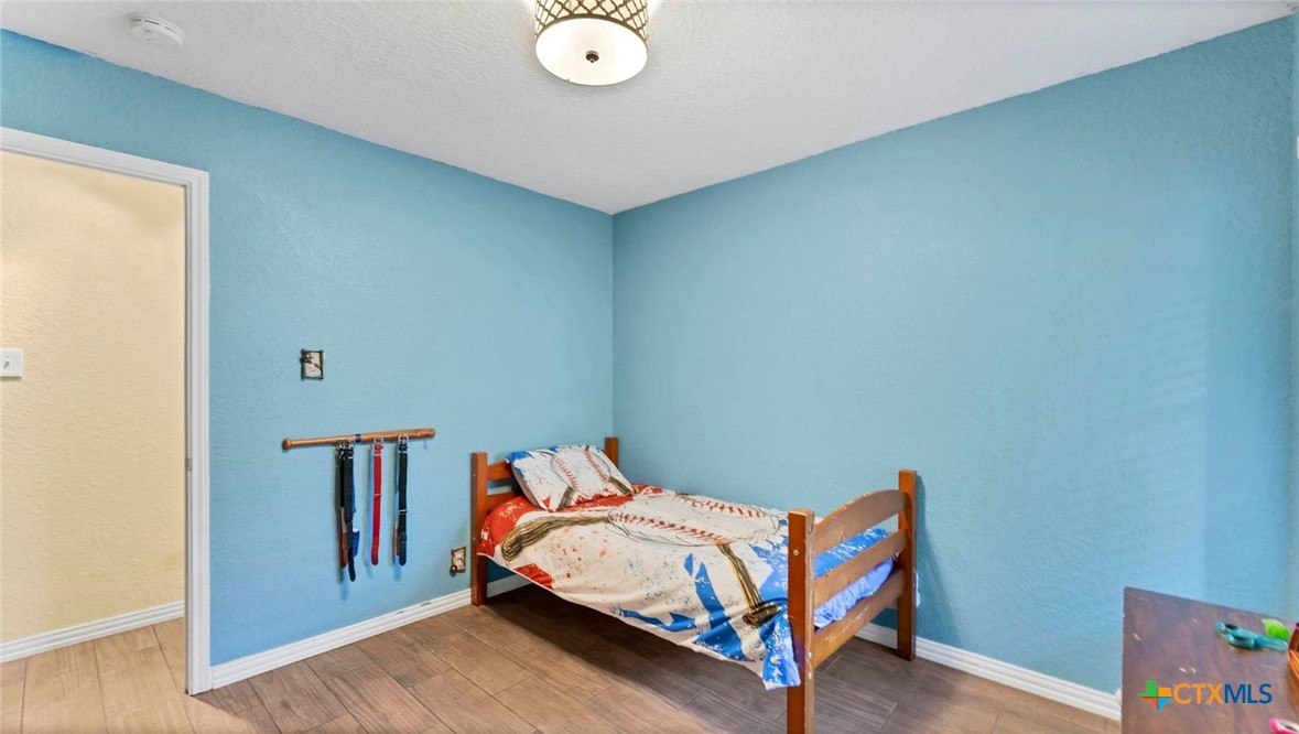 1131 Stone Trail Property Photo 22