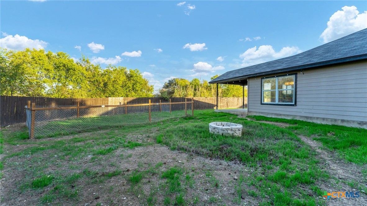 1131 Stone Trail Property Photo 30