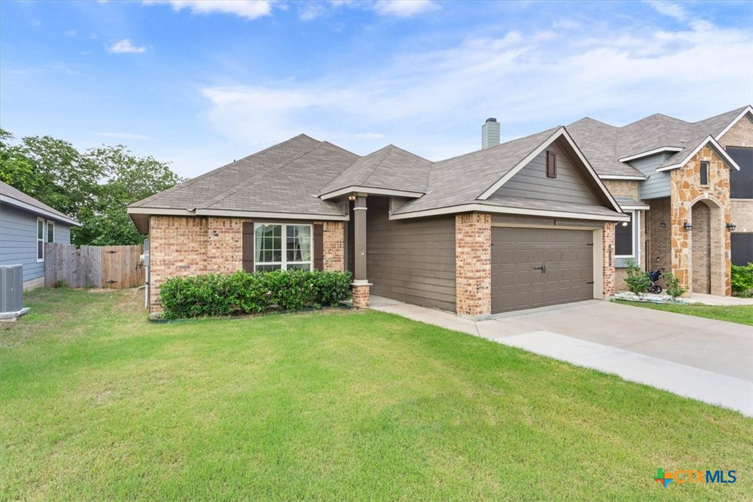 610 Hobby Road Property Photo 2