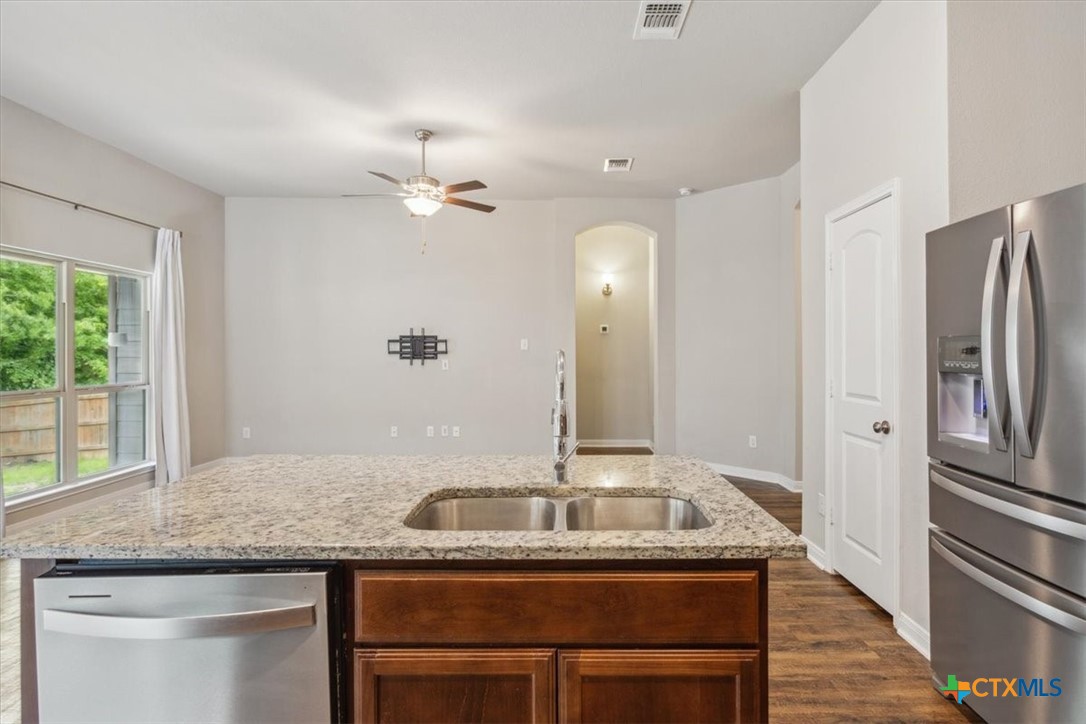 610 Hobby Road Property Photo 13