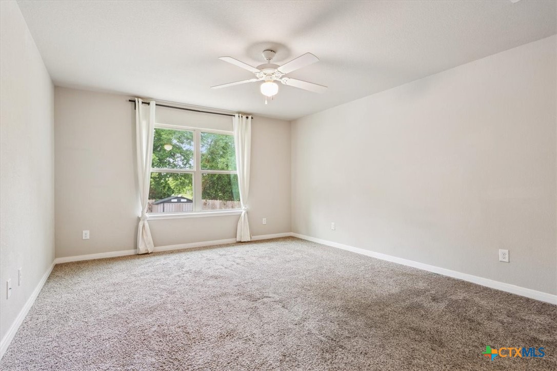 610 Hobby Road Property Photo 14