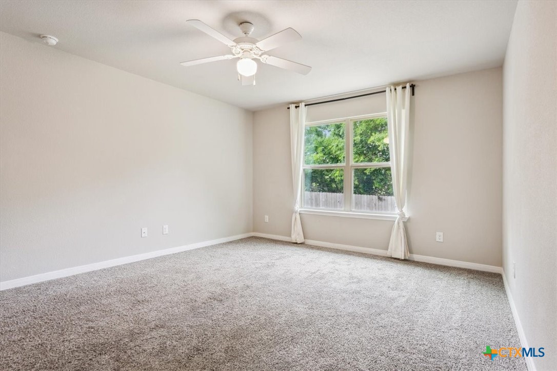 610 Hobby Road Property Photo 15