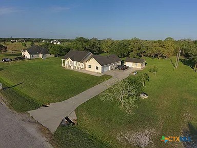 56 Post Oak Jct Property Photo 3