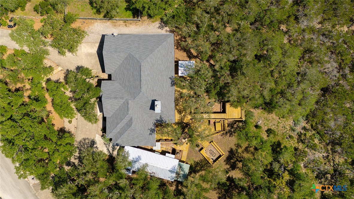 552 Mountain Oaks Drive Property Photo 2