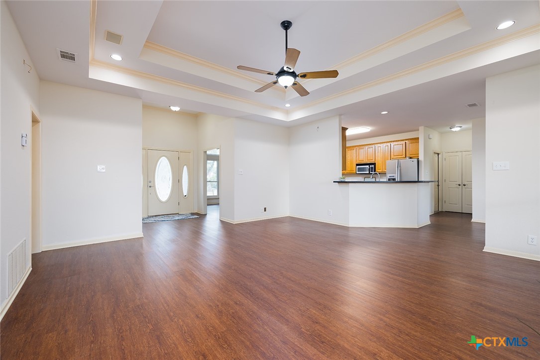 552 Mountain Oaks Drive Property Photo 6