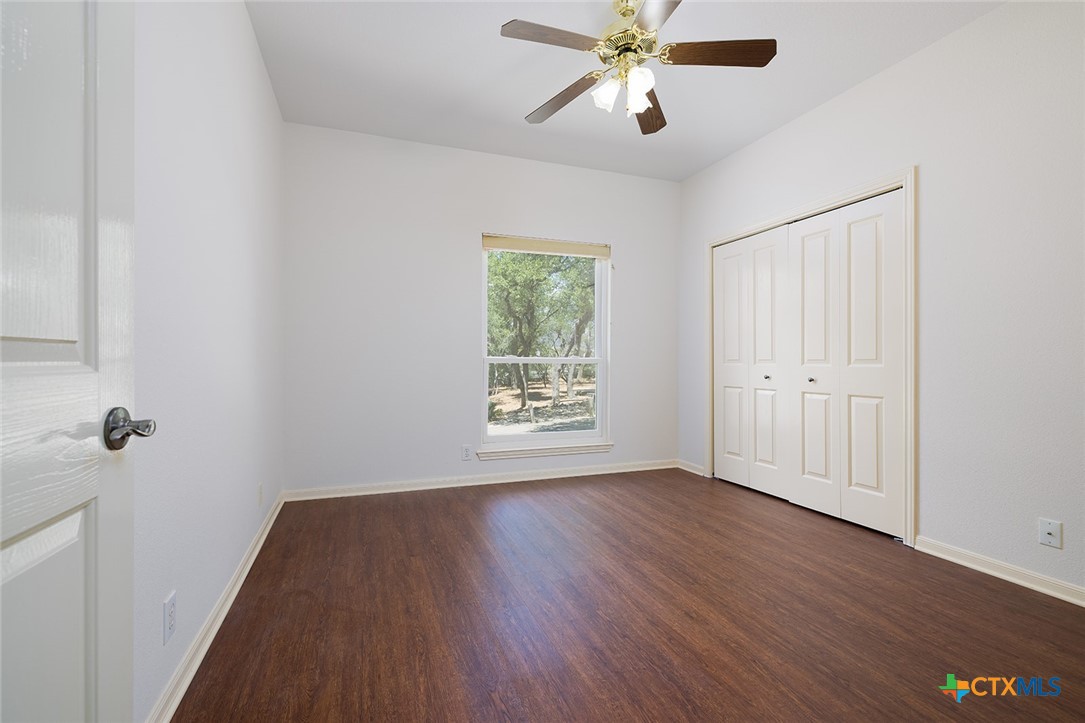 552 Mountain Oaks Drive Property Photo 11