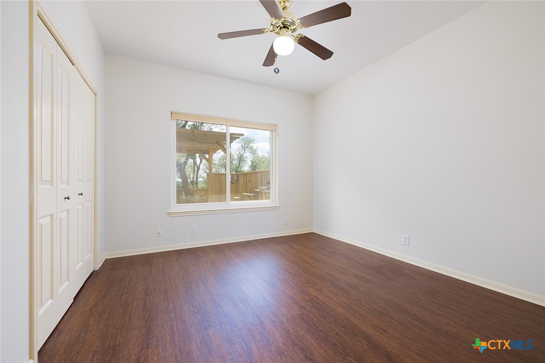 552 Mountain Oaks Drive Property Photo 13