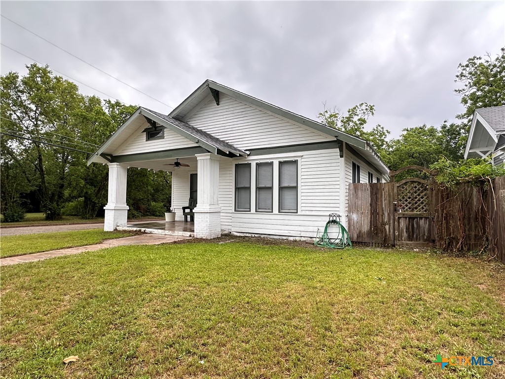 212 Coke Street Property Photo 1