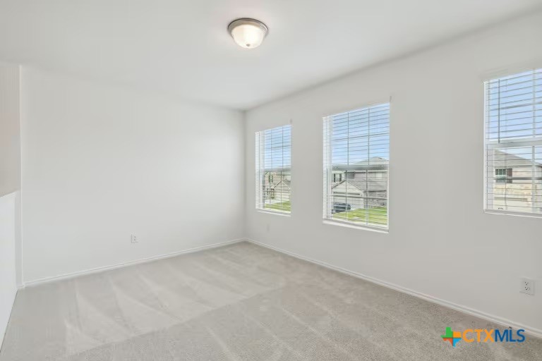 1352 Big Sky Road Property Photo 10