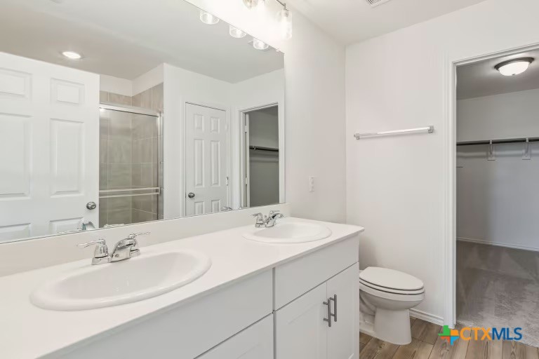 1352 Big Sky Road Property Photo 13