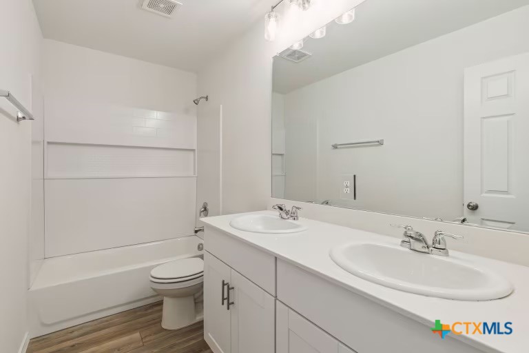 1352 Big Sky Road Property Photo 16