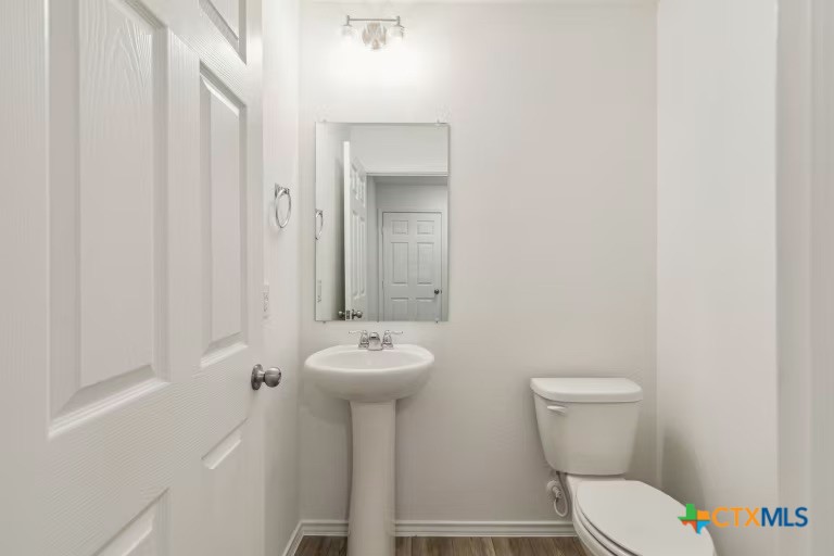 1352 Big Sky Road Property Photo 17