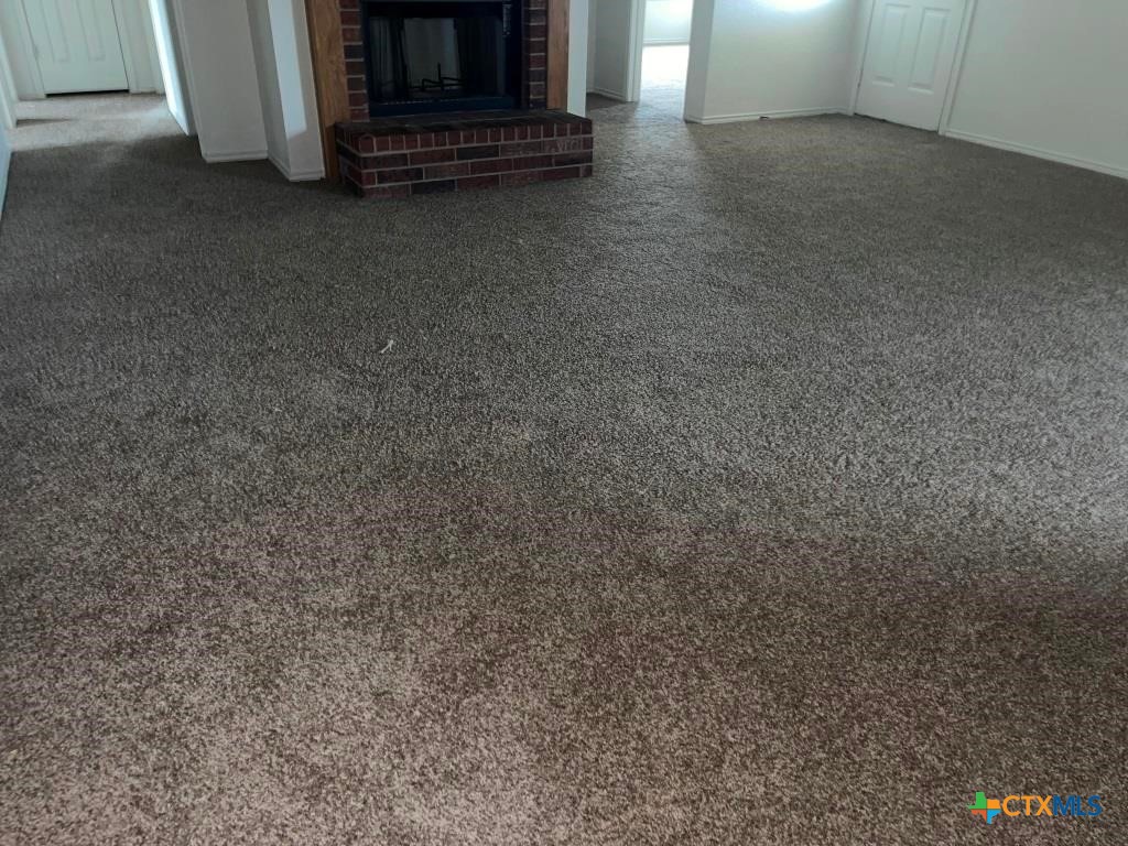 3805 Captain Drive Property Photo 5