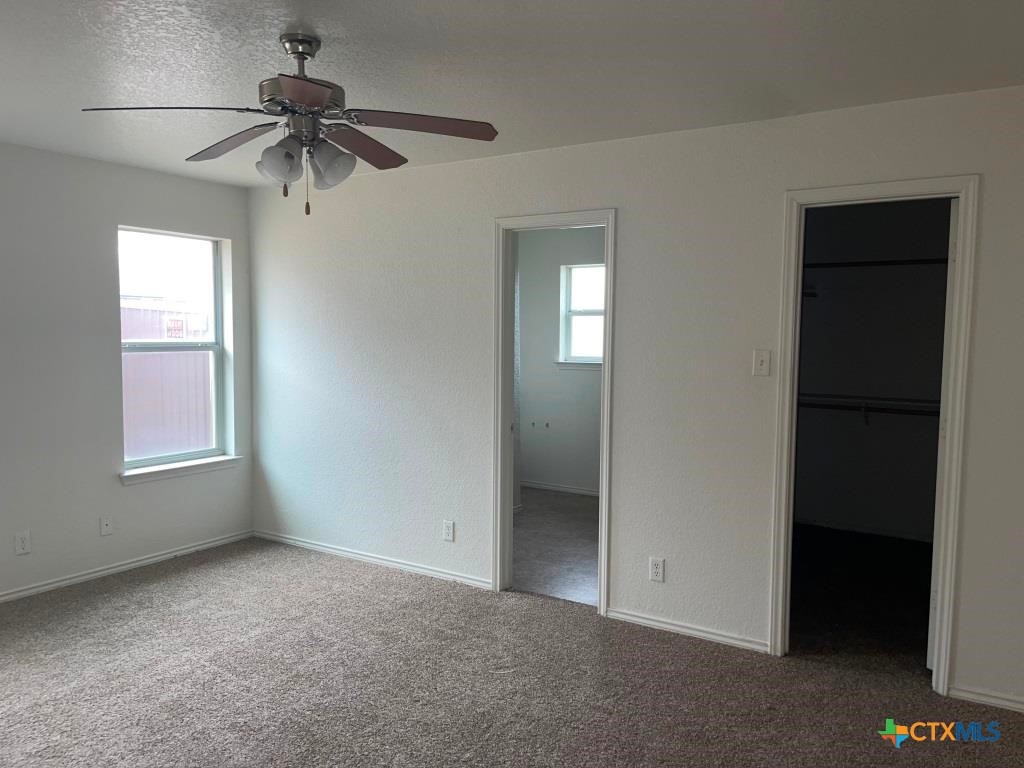 3805 Captain Drive Property Photo 13