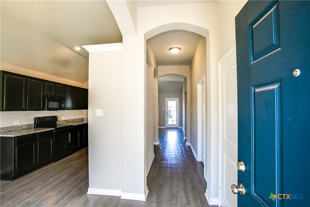 805 Stockdale Road Property Photo 4