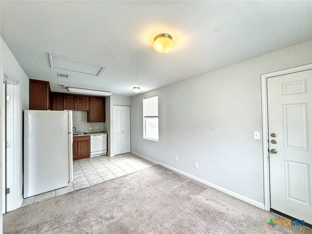 340 Perry Street Garage Apartment Property Photo 5