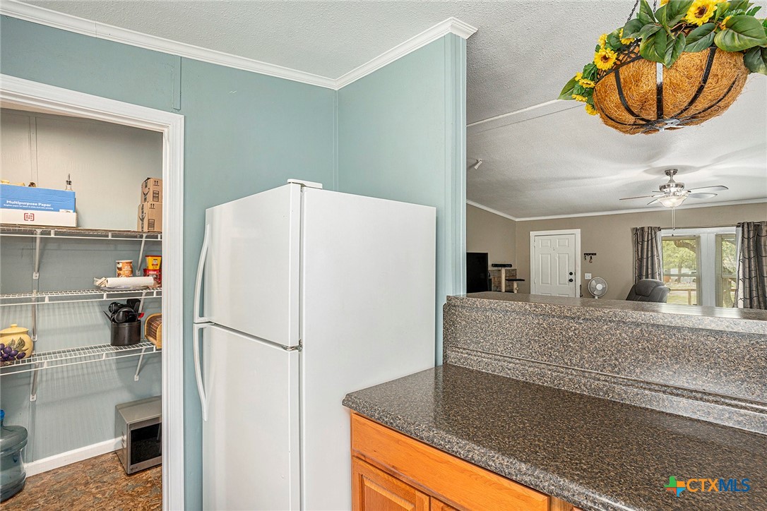 1111 Willis Way Property Photo 11