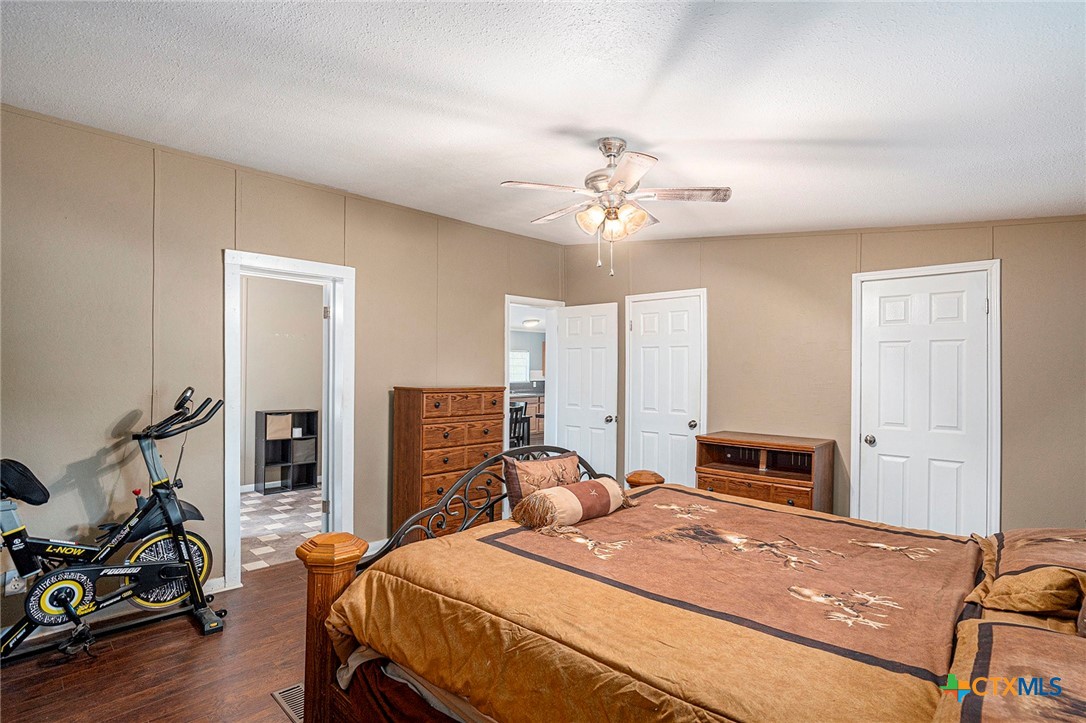 1111 Willis Way Property Photo 14