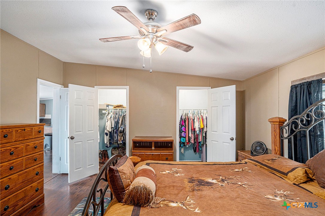 1111 Willis Way Property Photo 15