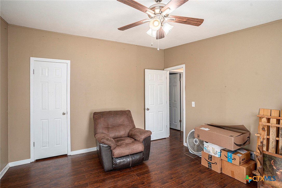1111 Willis Way Property Photo 20