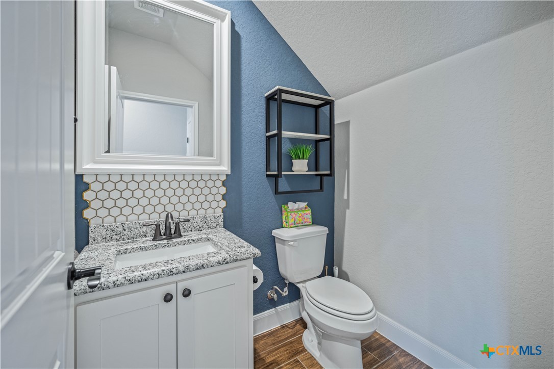 1621 Angolo Property Photo 27