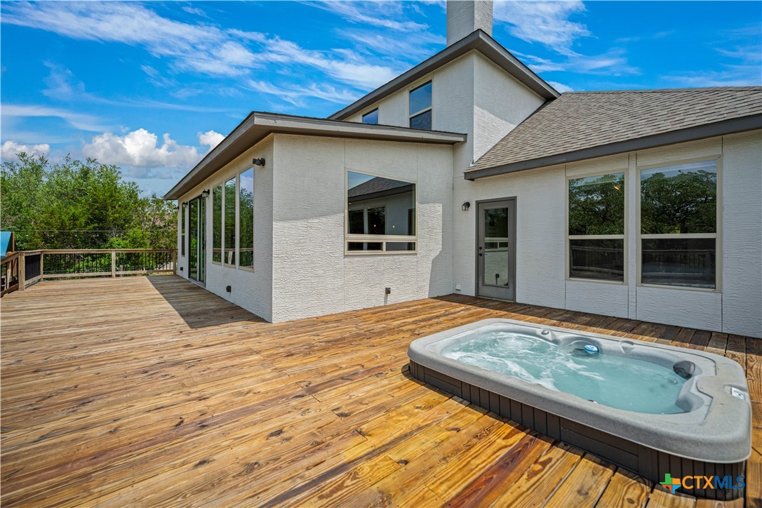 1621 Angolo Property Photo 33