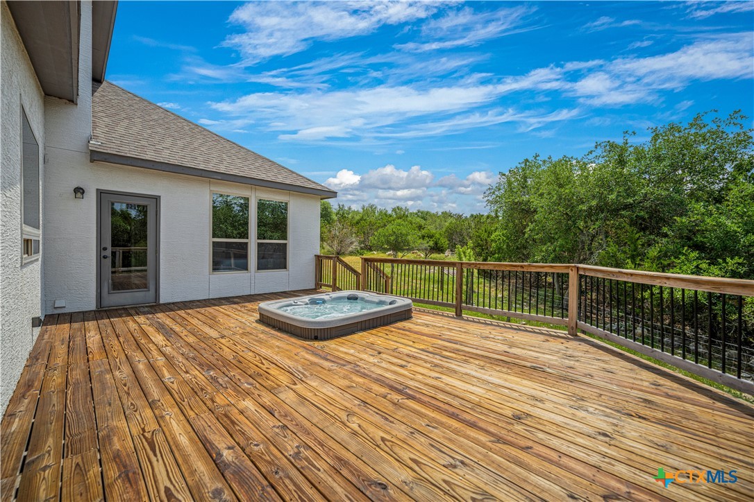 1621 Angolo Property Photo 34