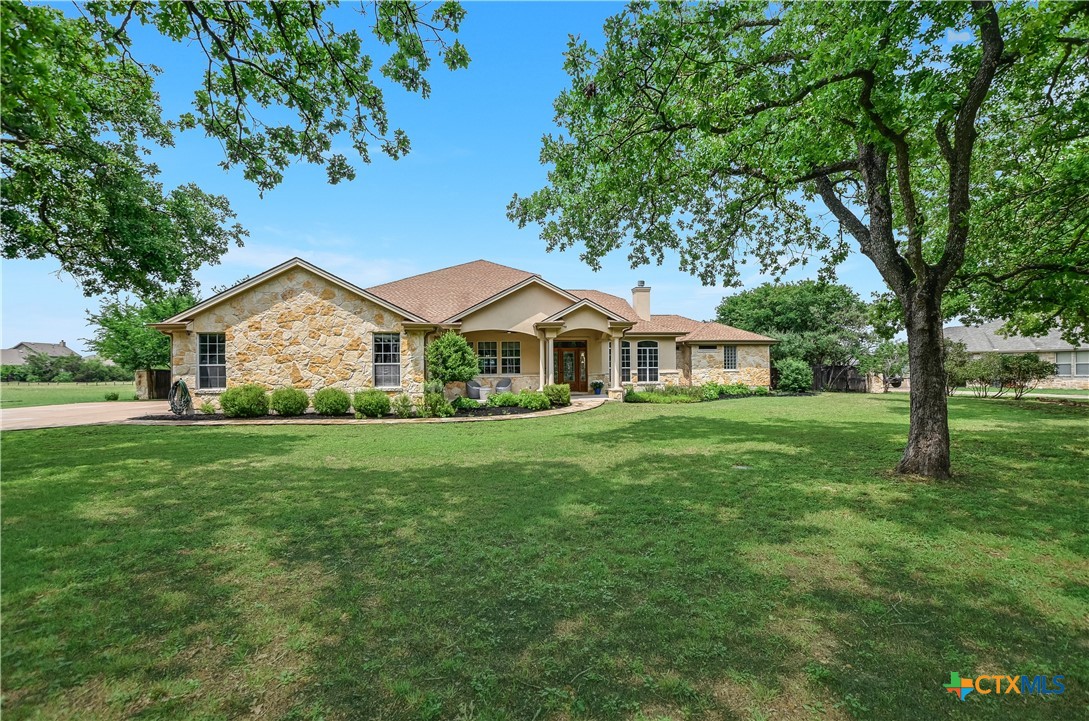 112 Oak Plaza Drive Property Photo 1