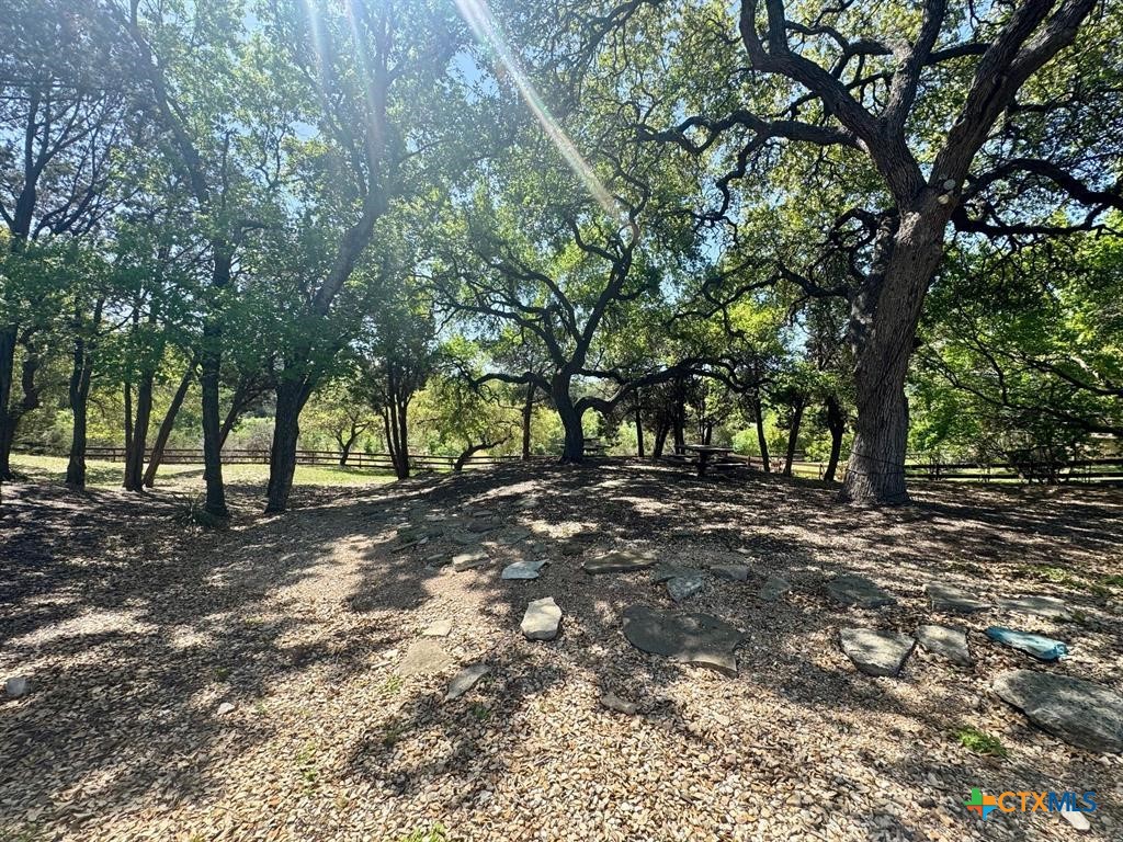 112 Oak Plaza Drive Property Photo 40