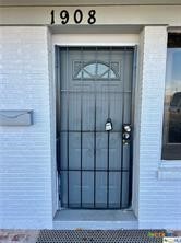 1908 W Austin Street Property Photo
