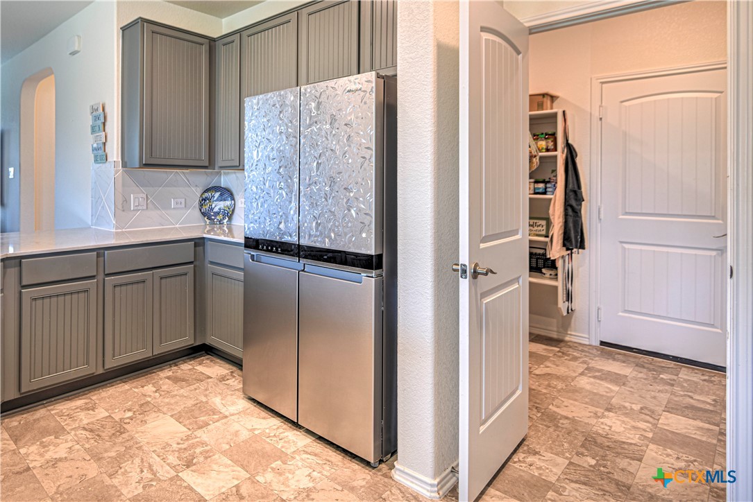 119 Lucky Texan Cove Property Photo 16