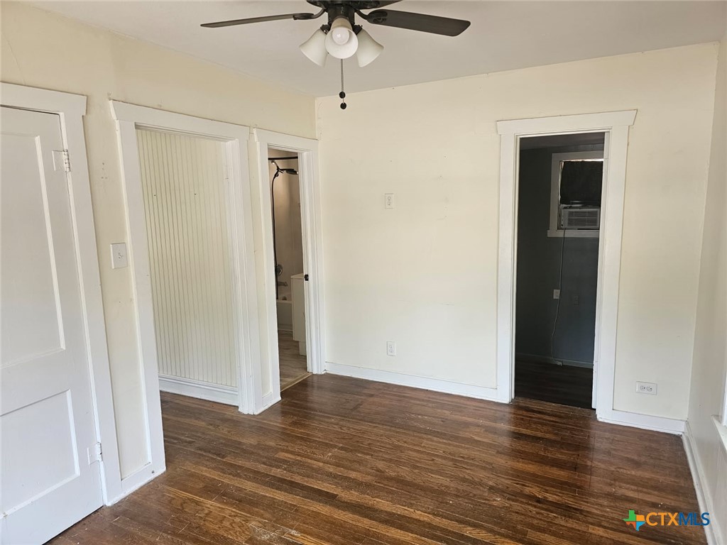 385 Comal Avenue Property Photo 8
