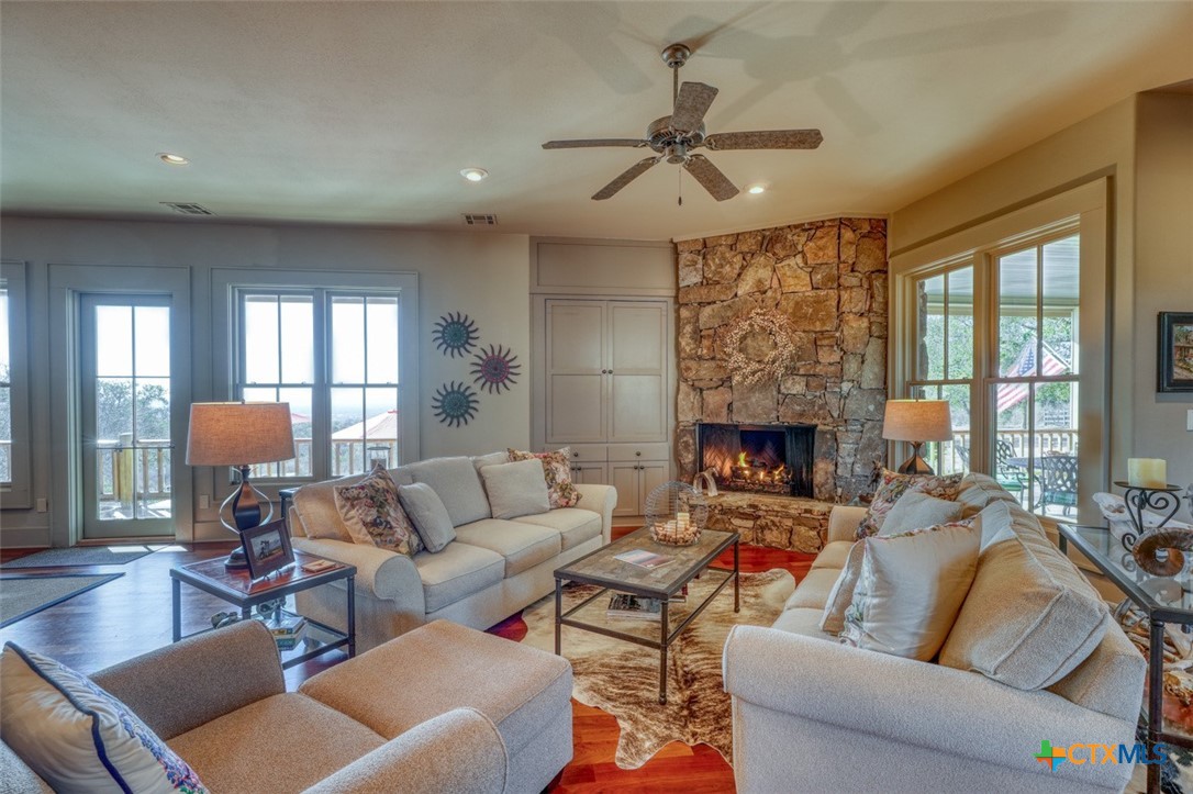 244 Scenic View Drive Property Photo 7