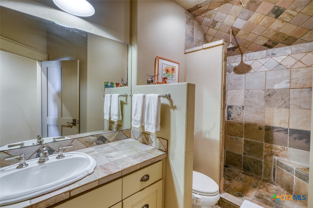 244 Scenic View Drive Property Photo 25