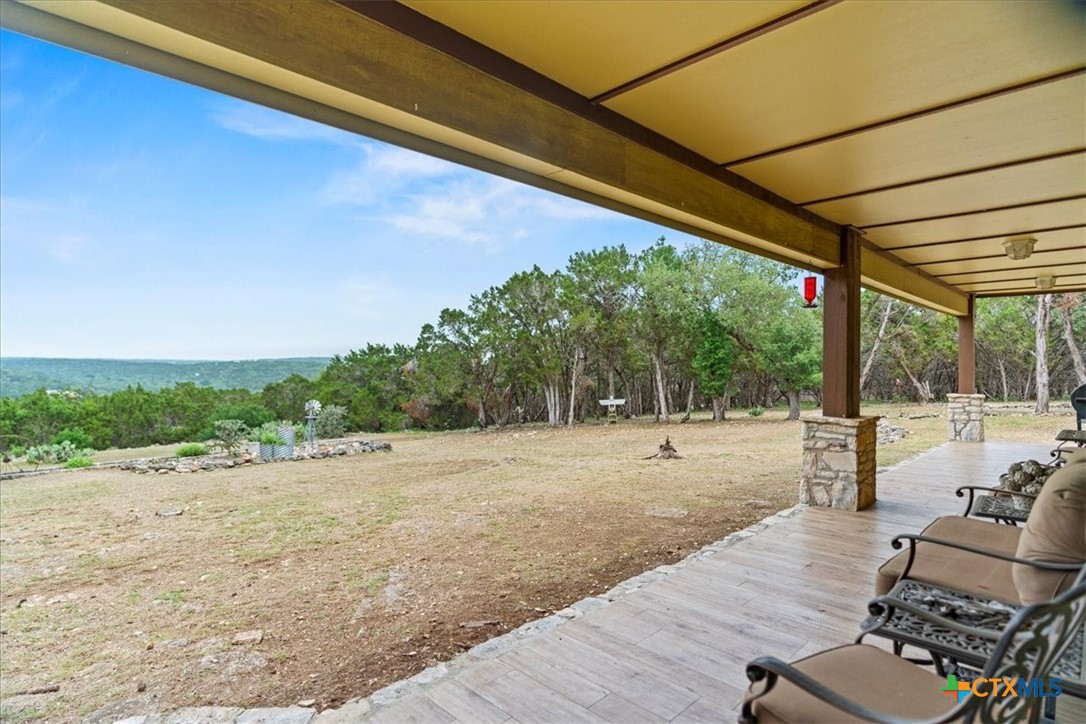 140 Summer Breeze Property Photo 1