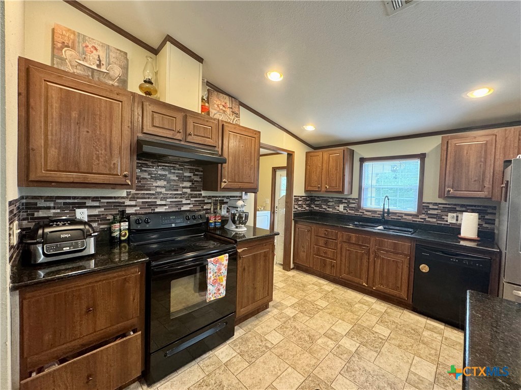 11420 Fm 531 Property Photo 14